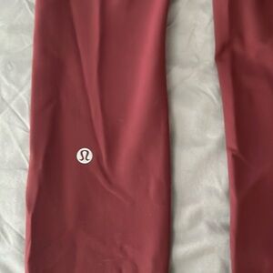 Lululemon Maroon Leggings 💕 || (NWOT)